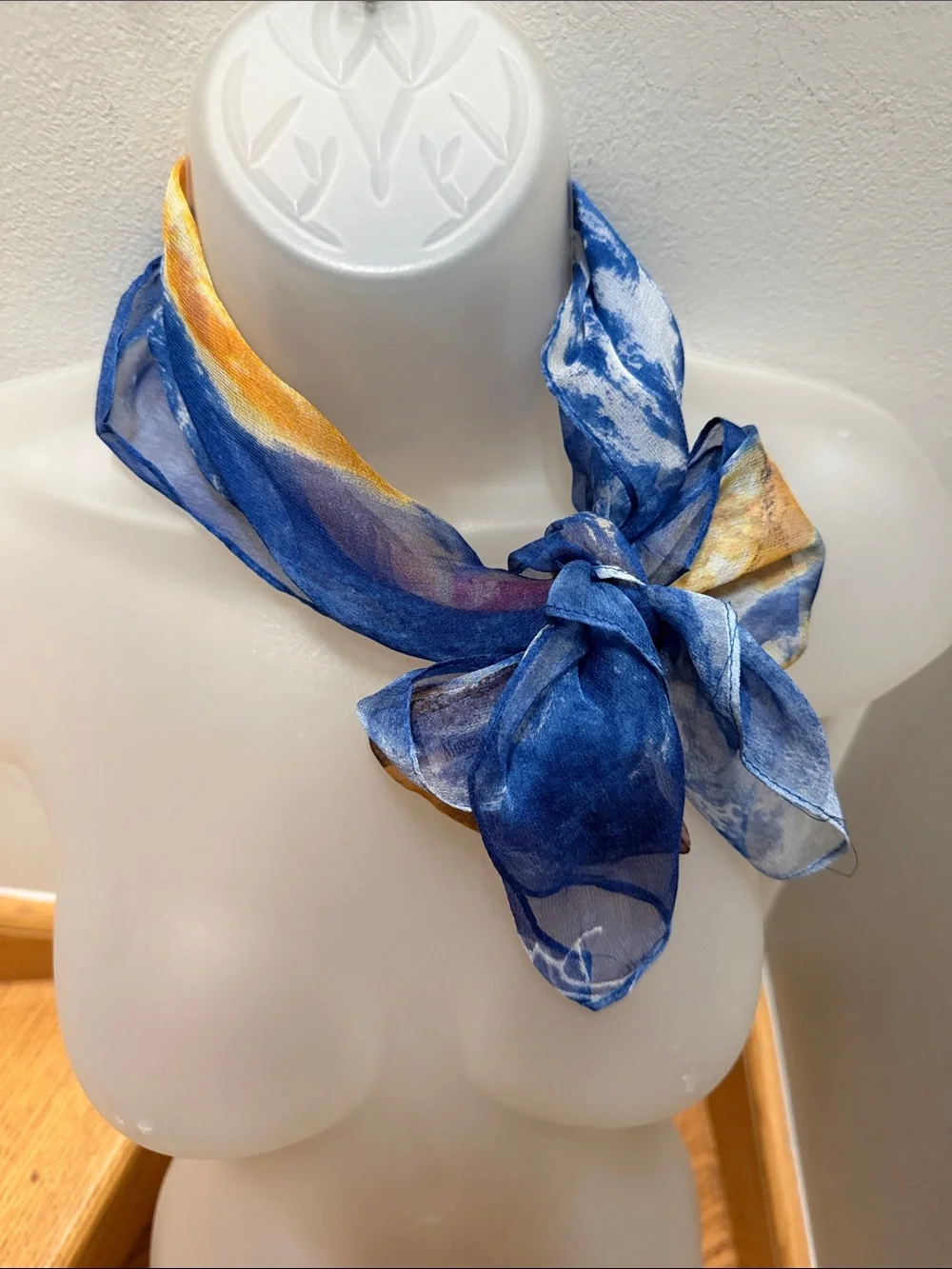 La Boutique des Musées du Monde 100% Silk Art Print Scarf - Blue & yellow